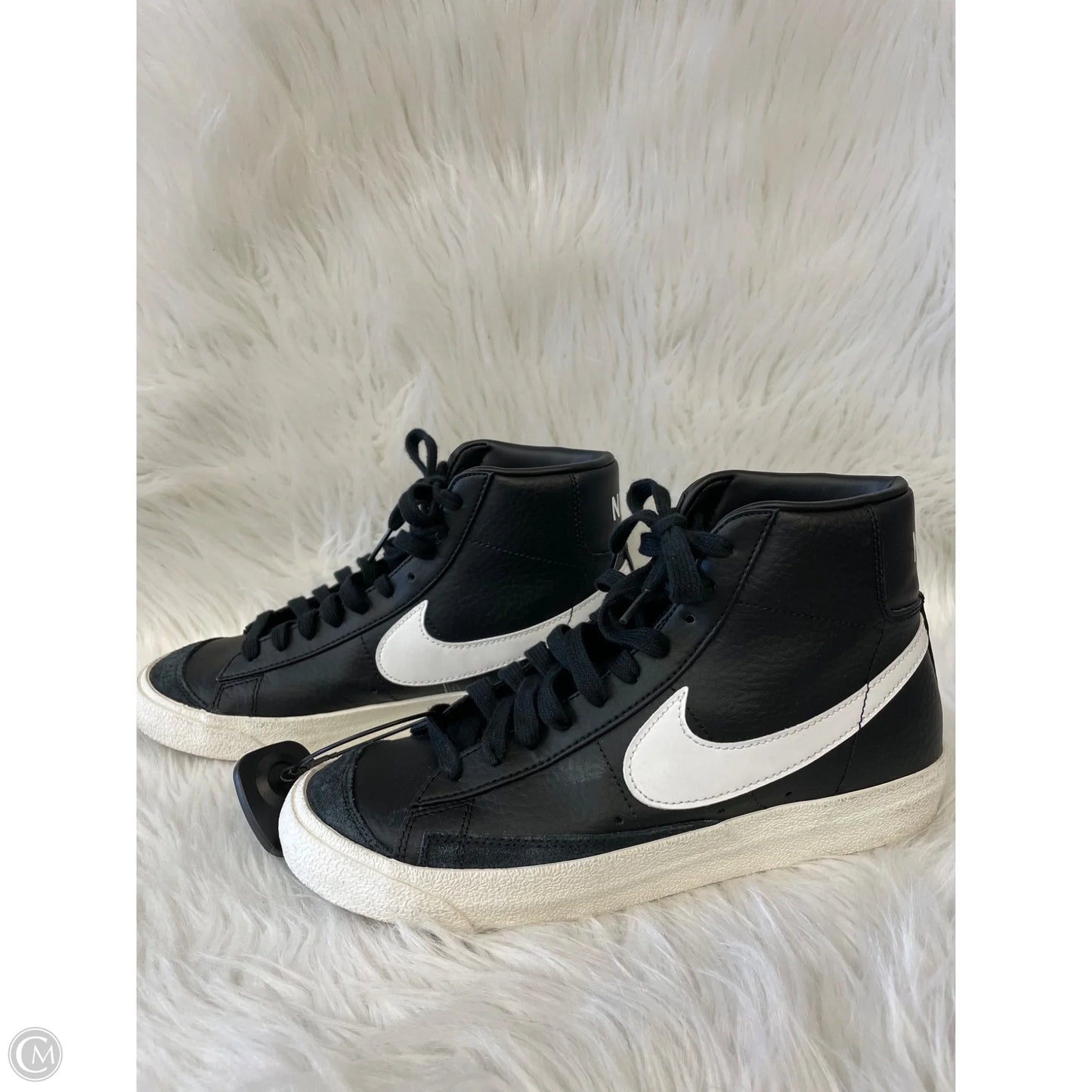 Shoes Athletic By Nike In Black & White, Size: 9.5