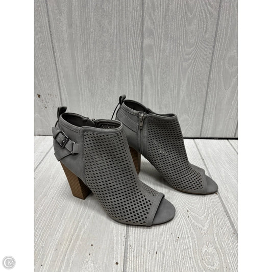 Shoes Heels Block By Guess In Grey, Size: 7.5
