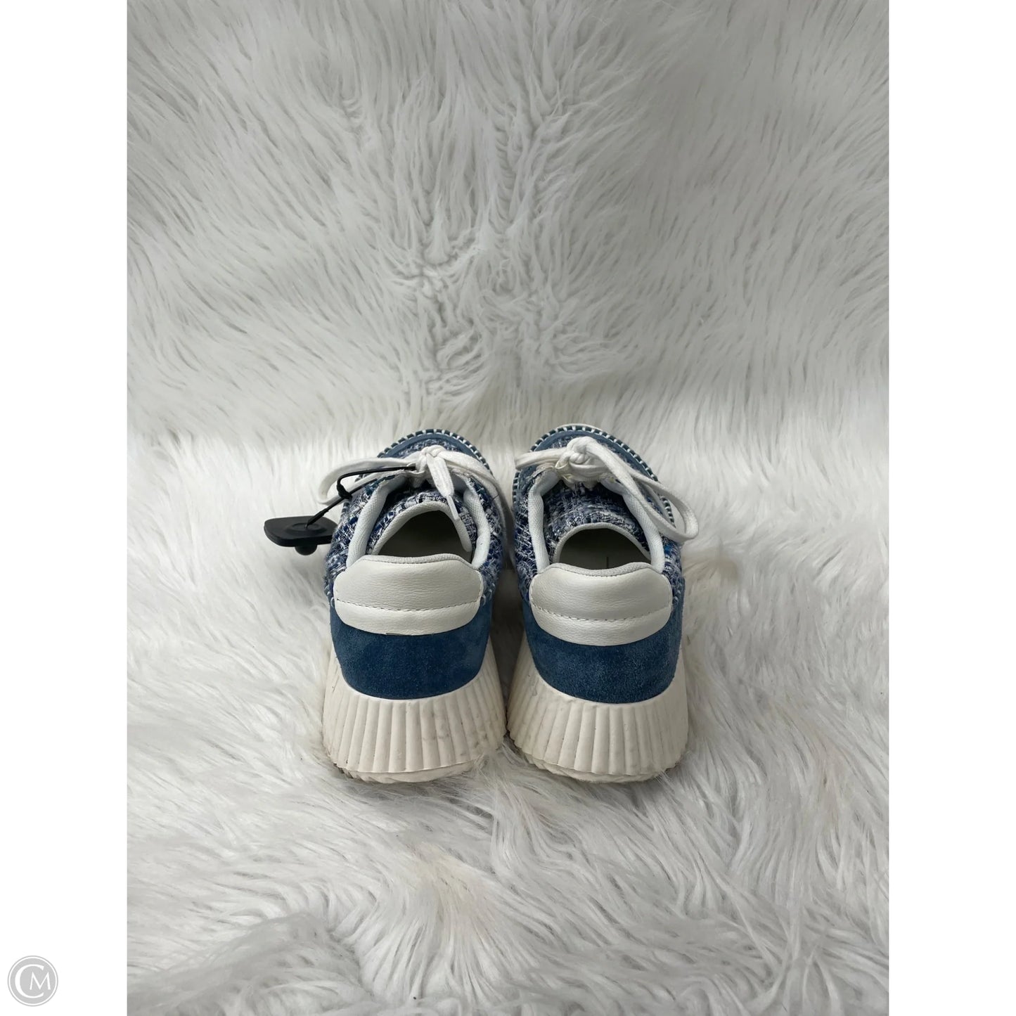 Shoes Sneakers By Dolce Vita In Animal Print, Size: 7