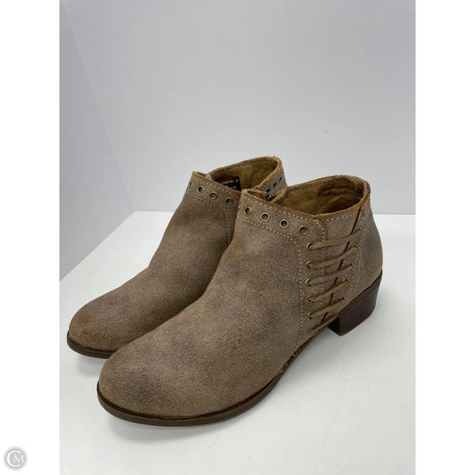Boots Ankle Flats By Minnetonka In Brown, Size: 6.5