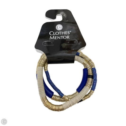 Bracelet Bangle By Clothes Mentor, Size: 03 Piece Set