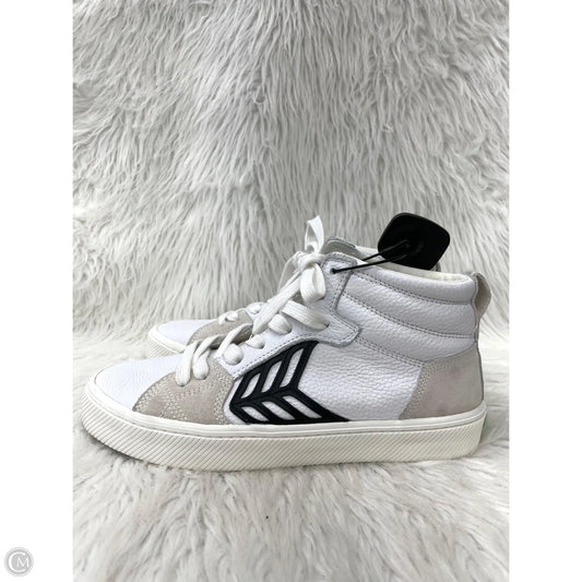 Shoes Sneakers By Cariuma In White, Size: 10