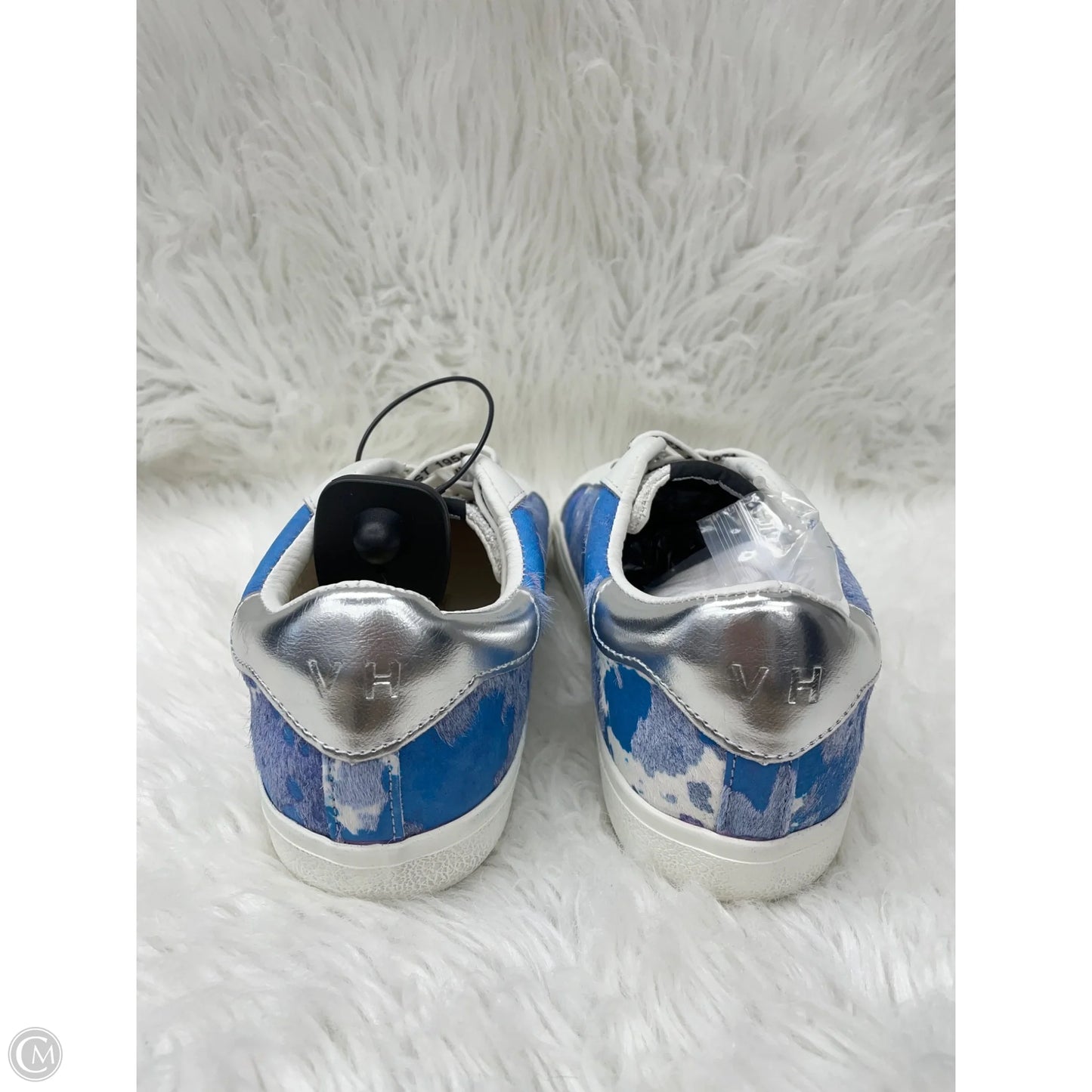 Shoes Sneakers By Vintage Havana In Blue & White, Size: 9