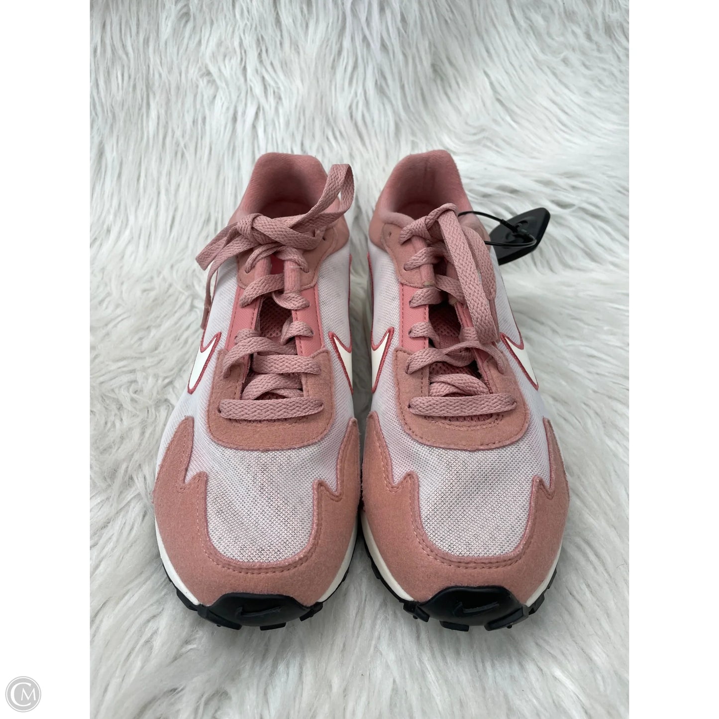 Shoes Athletic By Nike In Pink & White, Size: 8.5