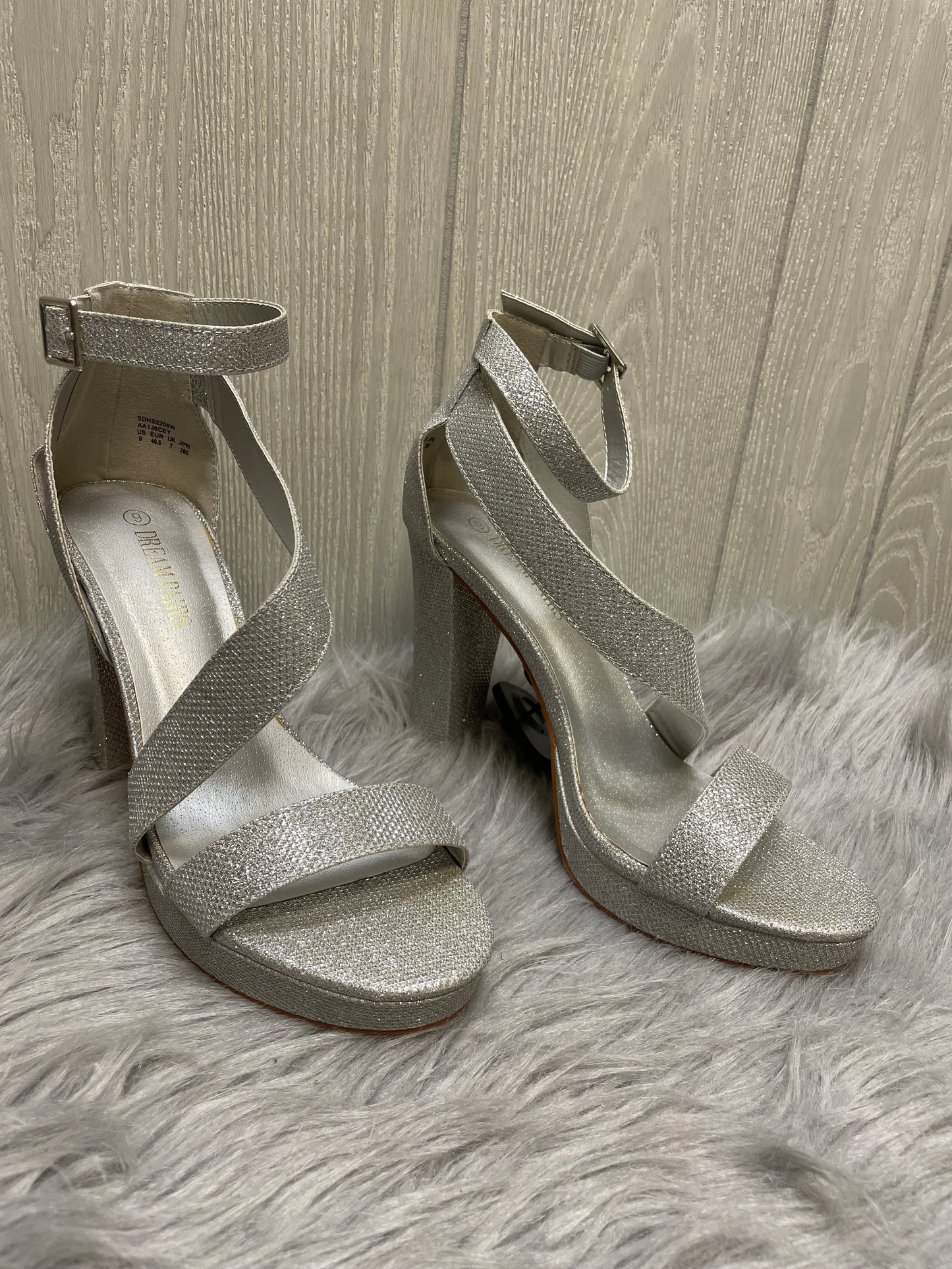 Silver Sandals Heels Block Clothes Mentor, Size 9