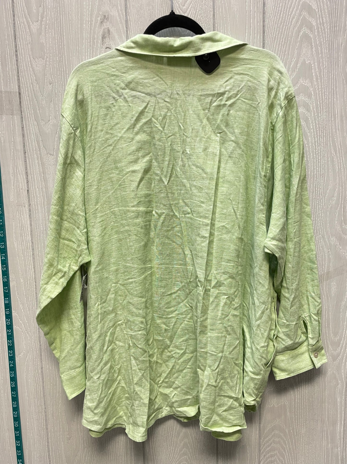 Top Long Sleeve By Susan Graver In Green, Size: 2x