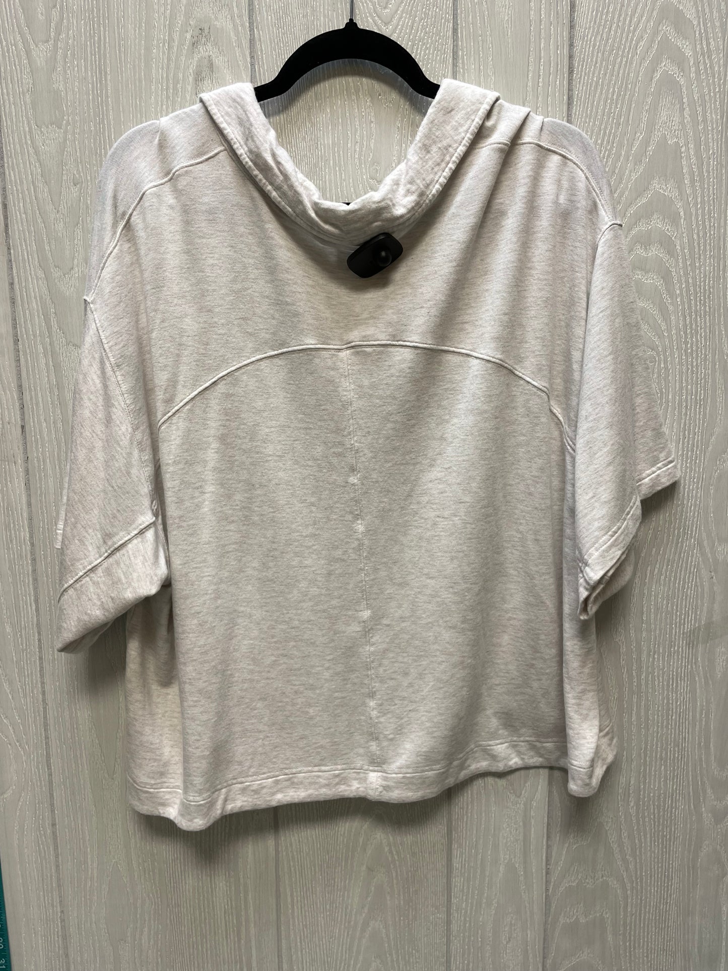 Top Short Sleeve By Athleta In Cream, Size: L