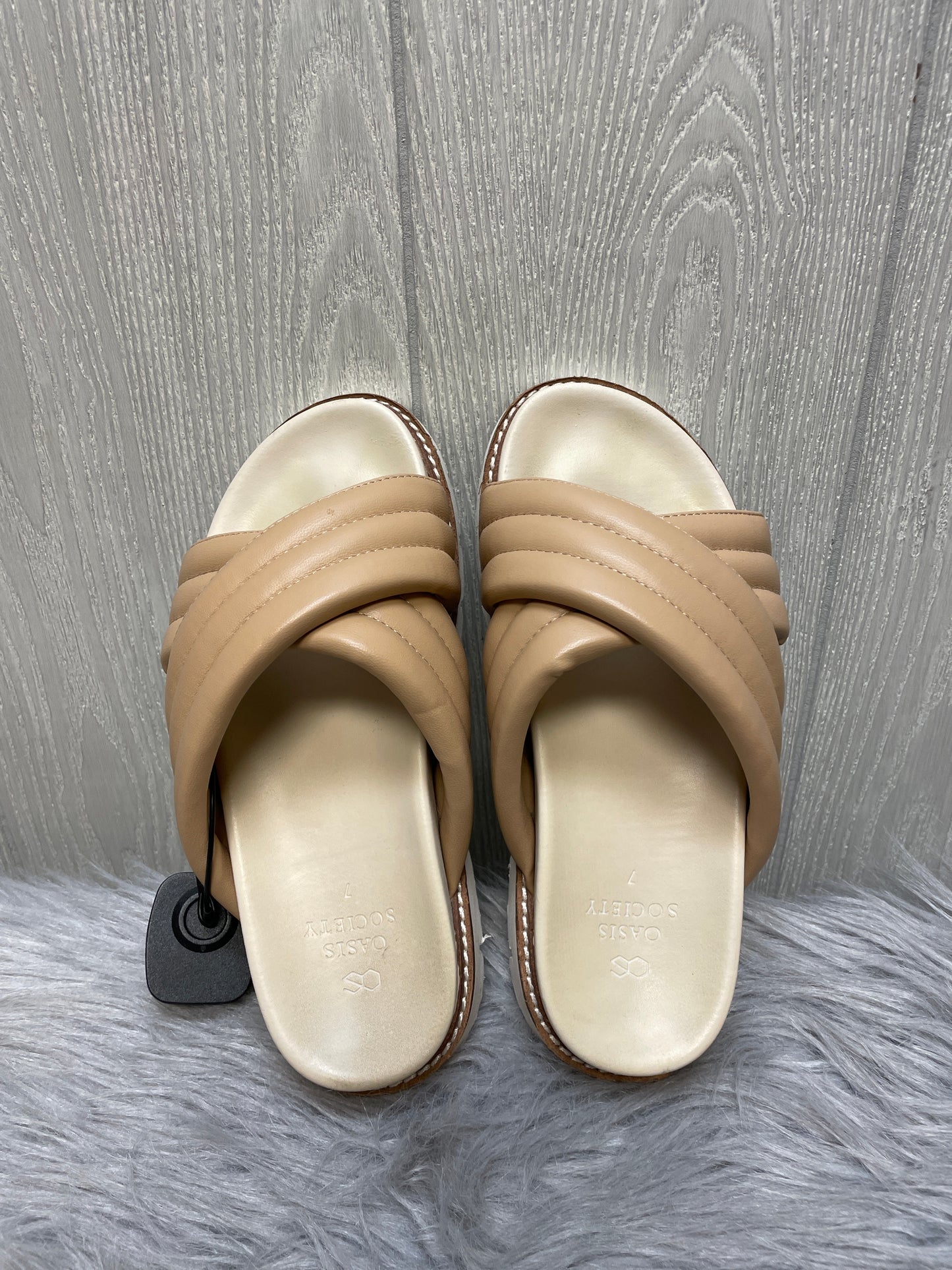 Sandals Heels Platform By Clothes Mentor In Tan, Size: 7