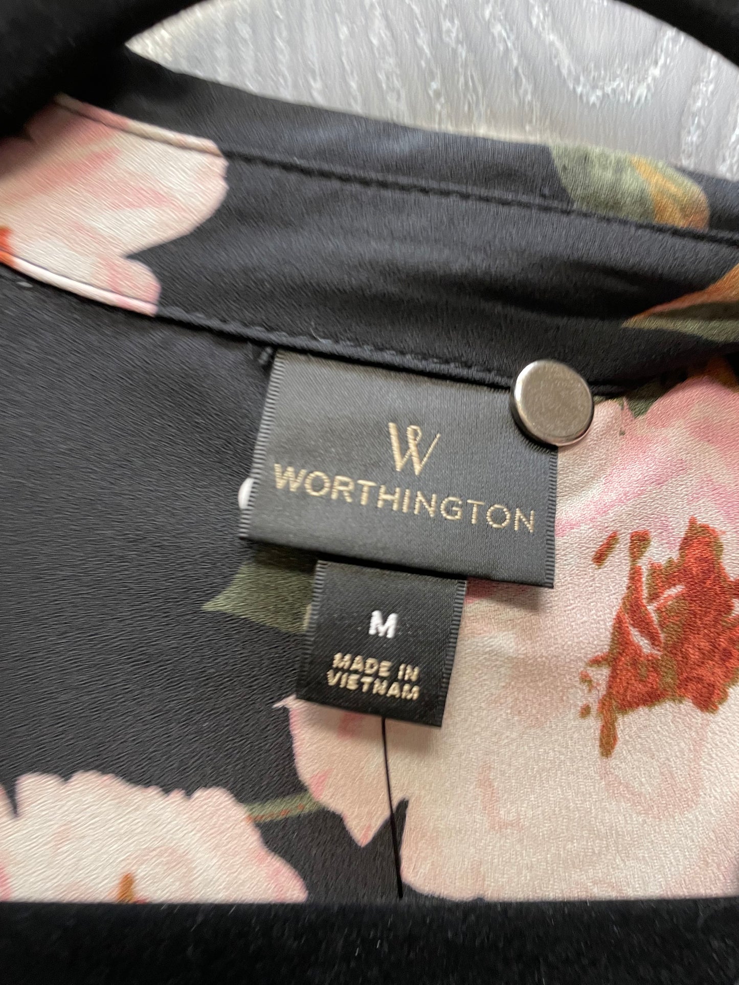 Blouse Long Sleeve By Worthington In Floral Print, Size: M