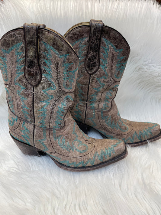 Boots Western By Corral  Size: 7