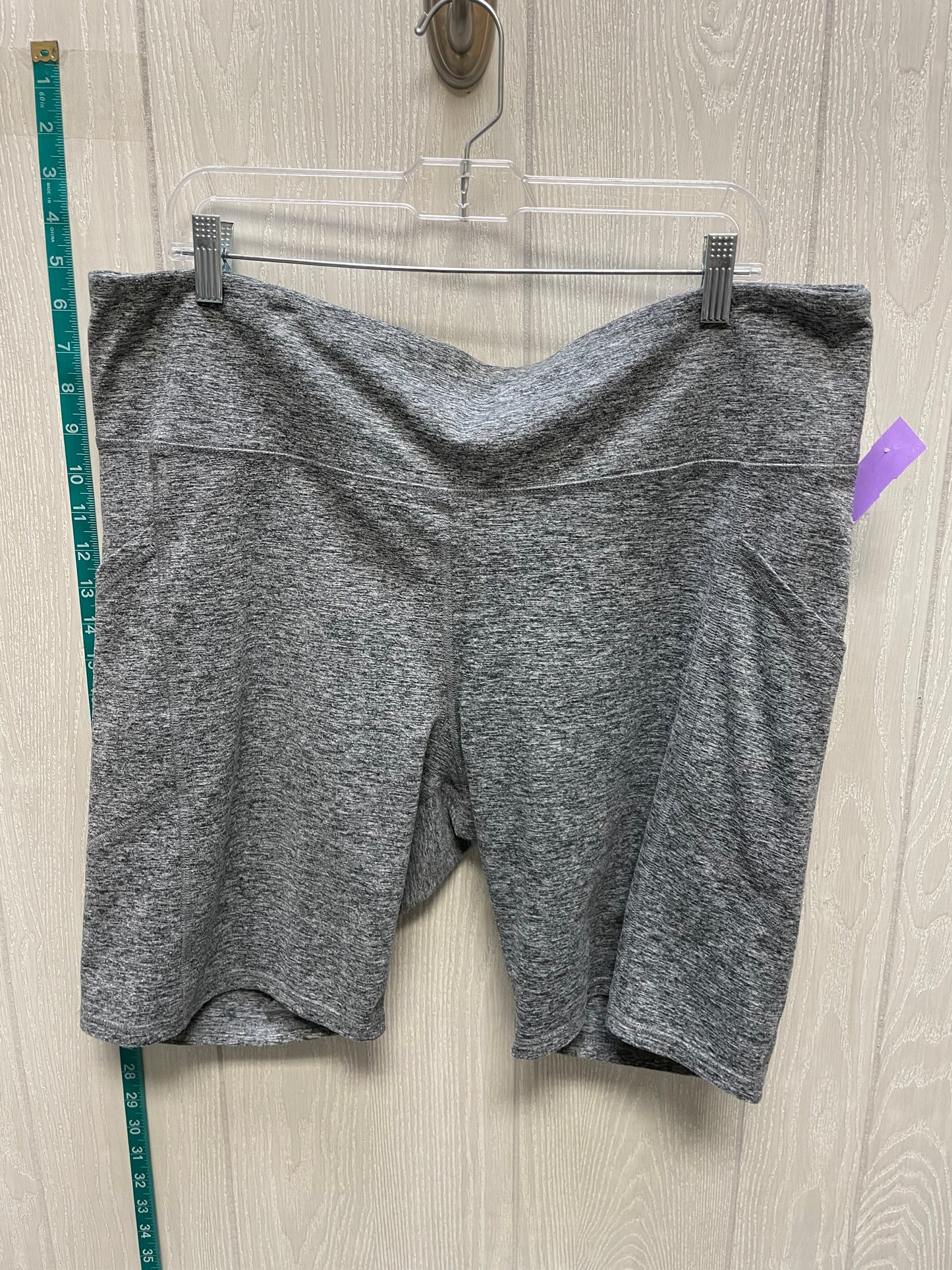 Grey Shorts Zobha, Size 22