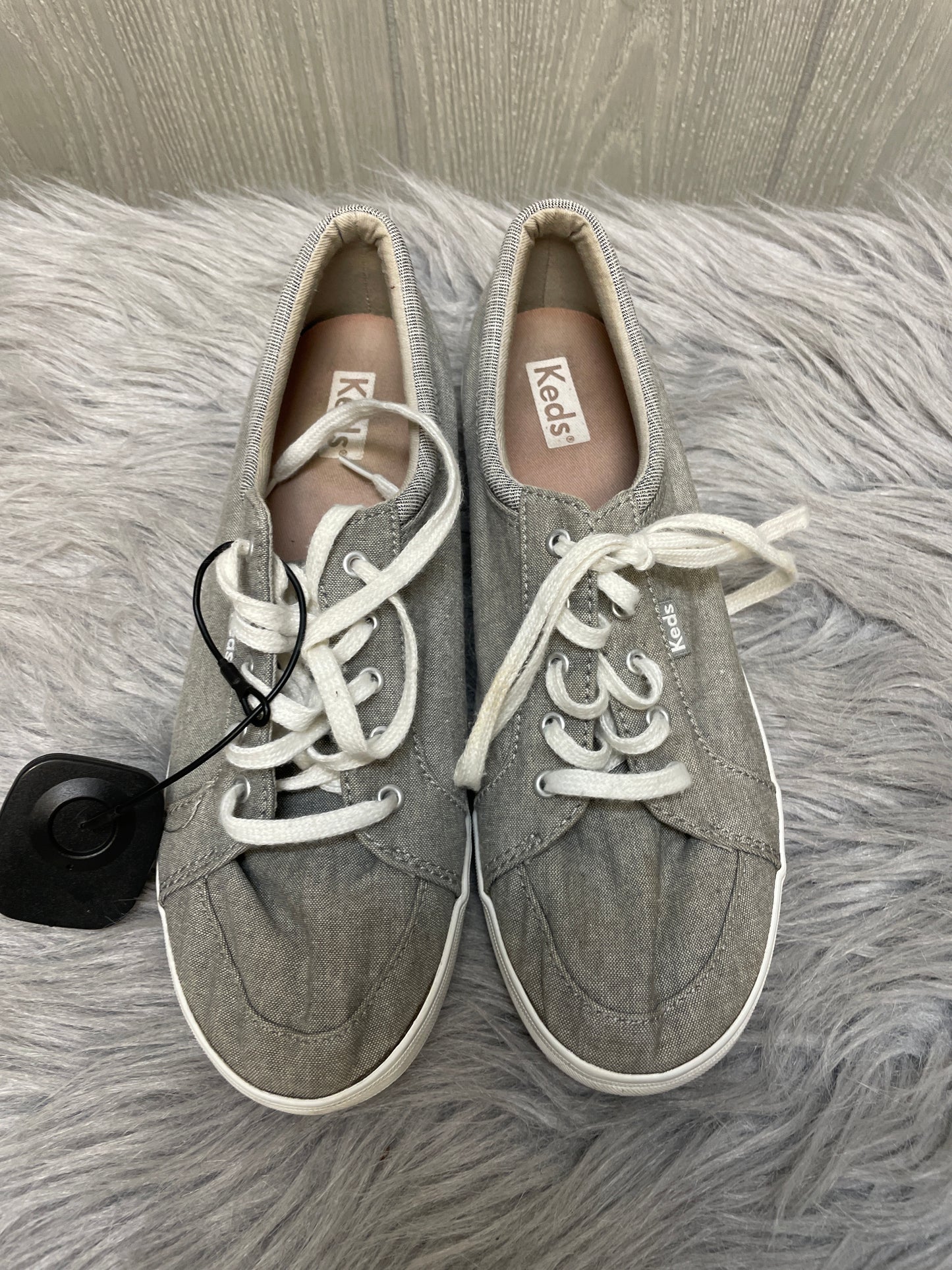 Shoes Sneakers By Keds In Grey, Size: 7