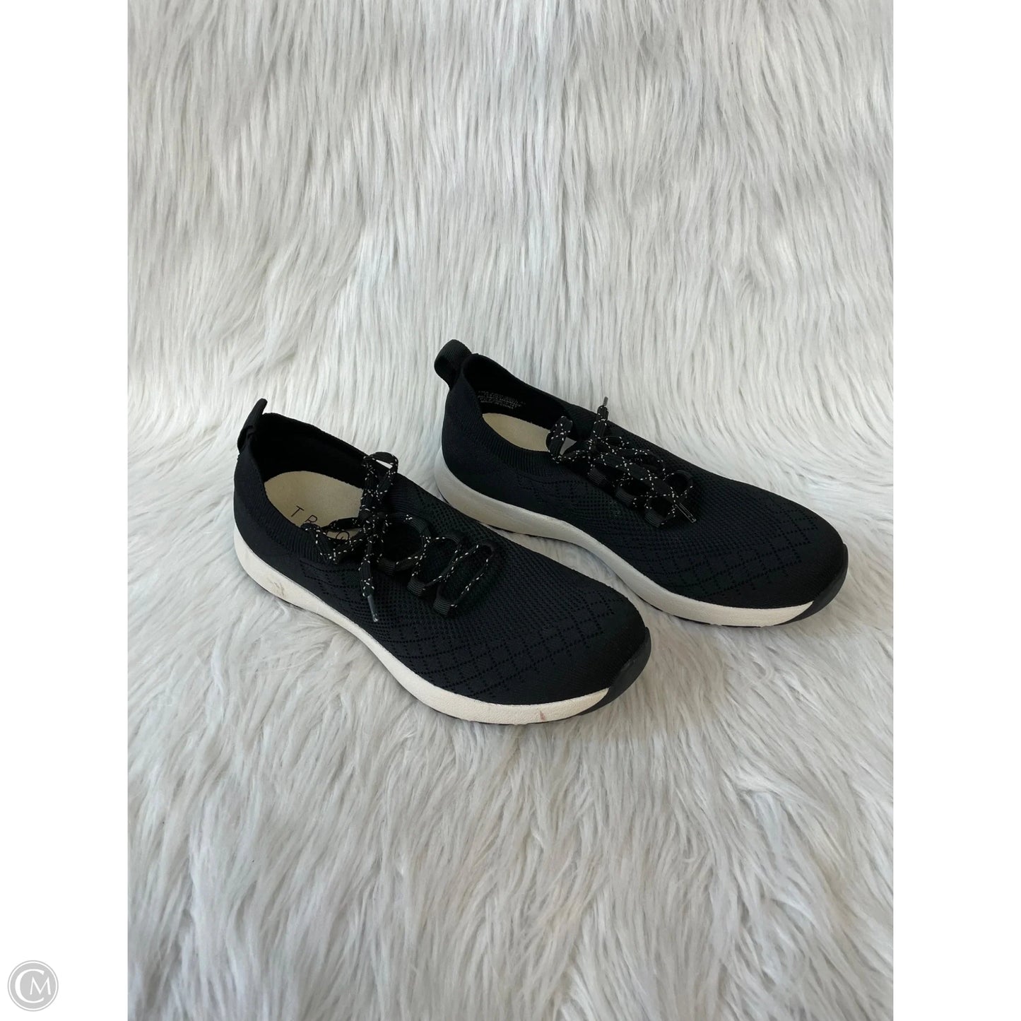 Shoes Athletic By Cmc In Black, Size: 8.5