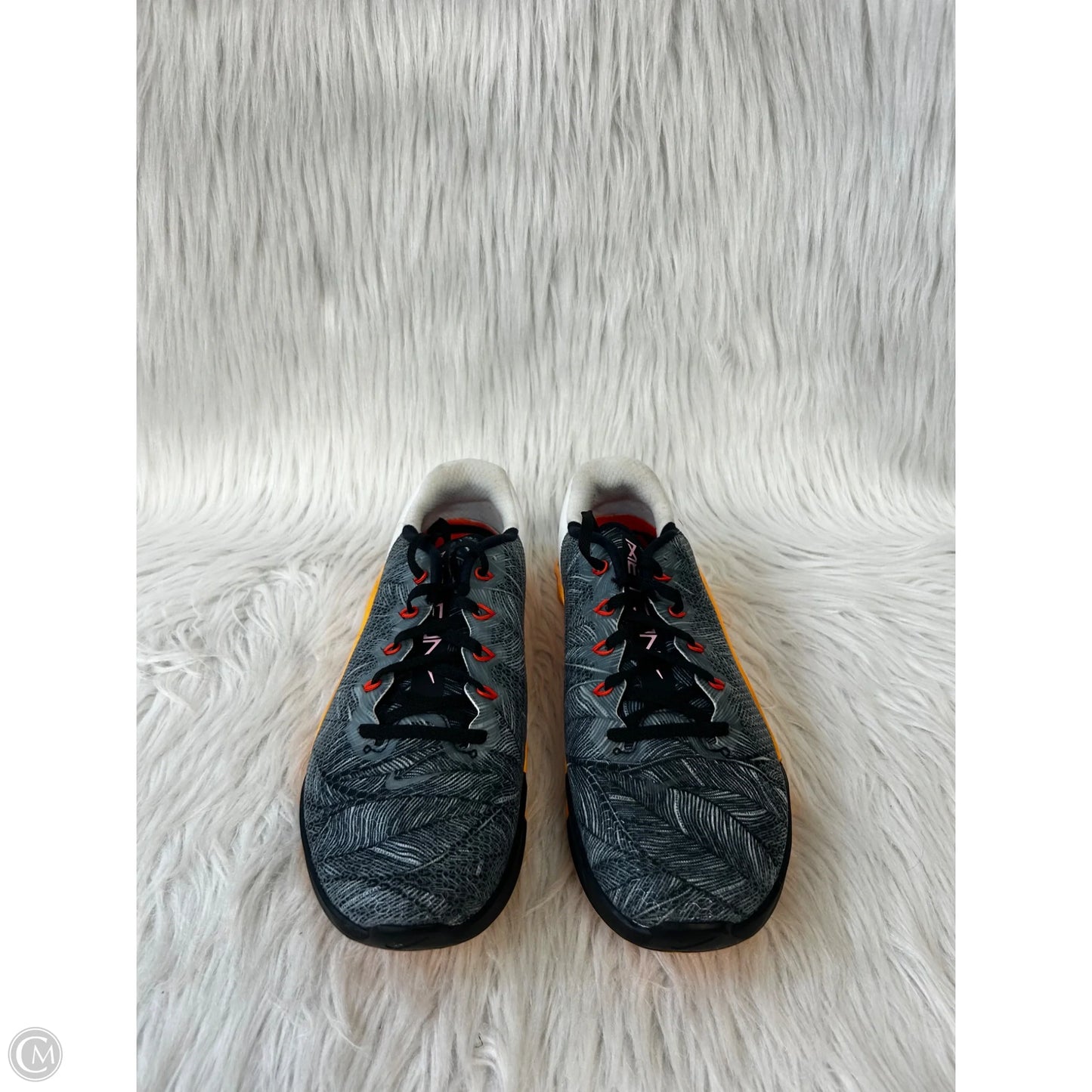 Shoes Athletic By Nike In Grey & Yellow, Size: 9.5