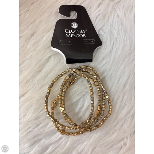 Bracelet Beaded By Clothes Mentor, Size: 04 Piece Set