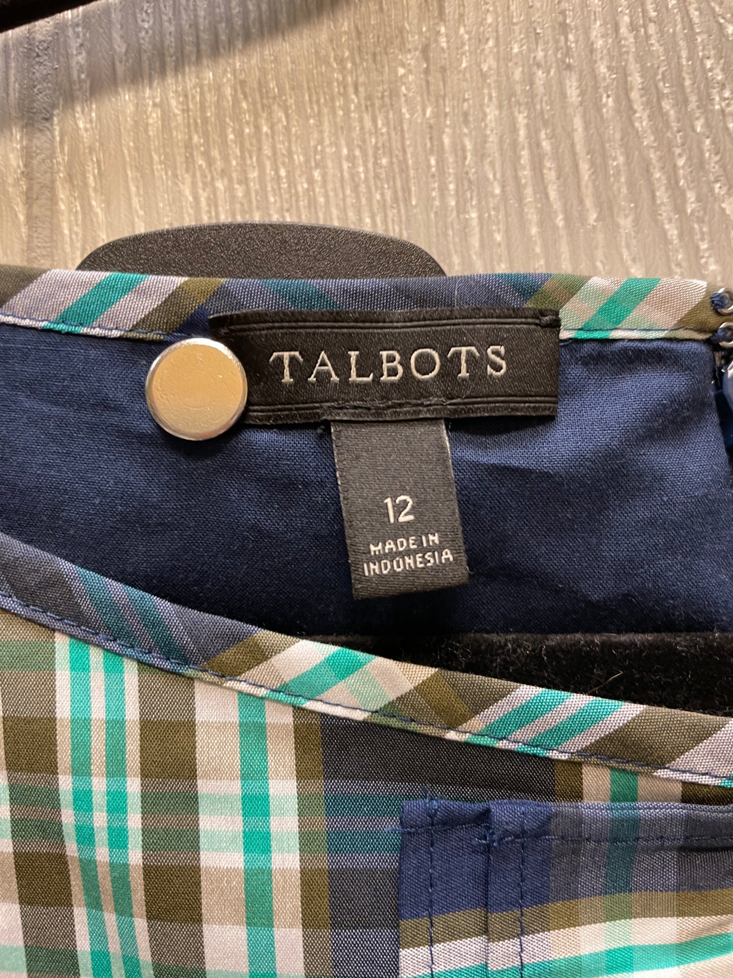 Dress Casual Short By Talbots In Blue & Green, Size: L