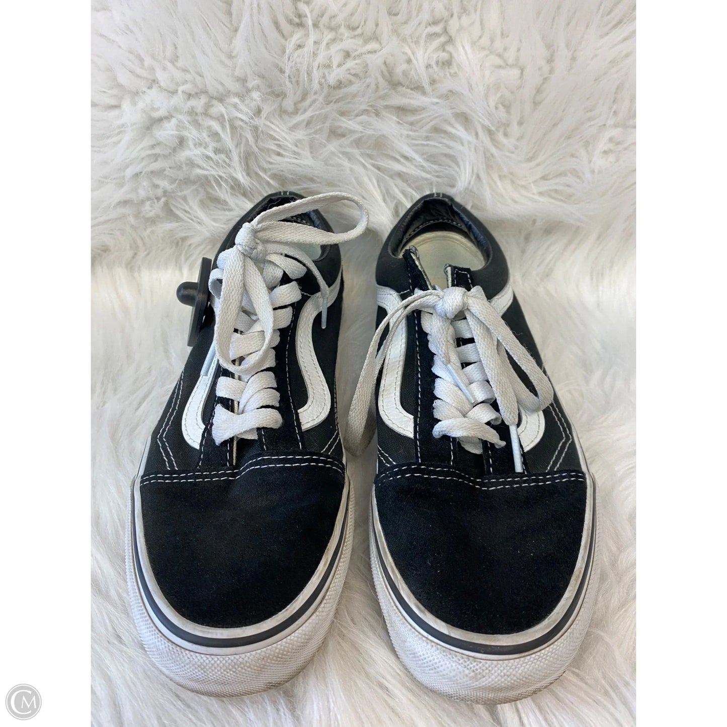 Shoes Sneakers By Vans In Black & White, Size: 8