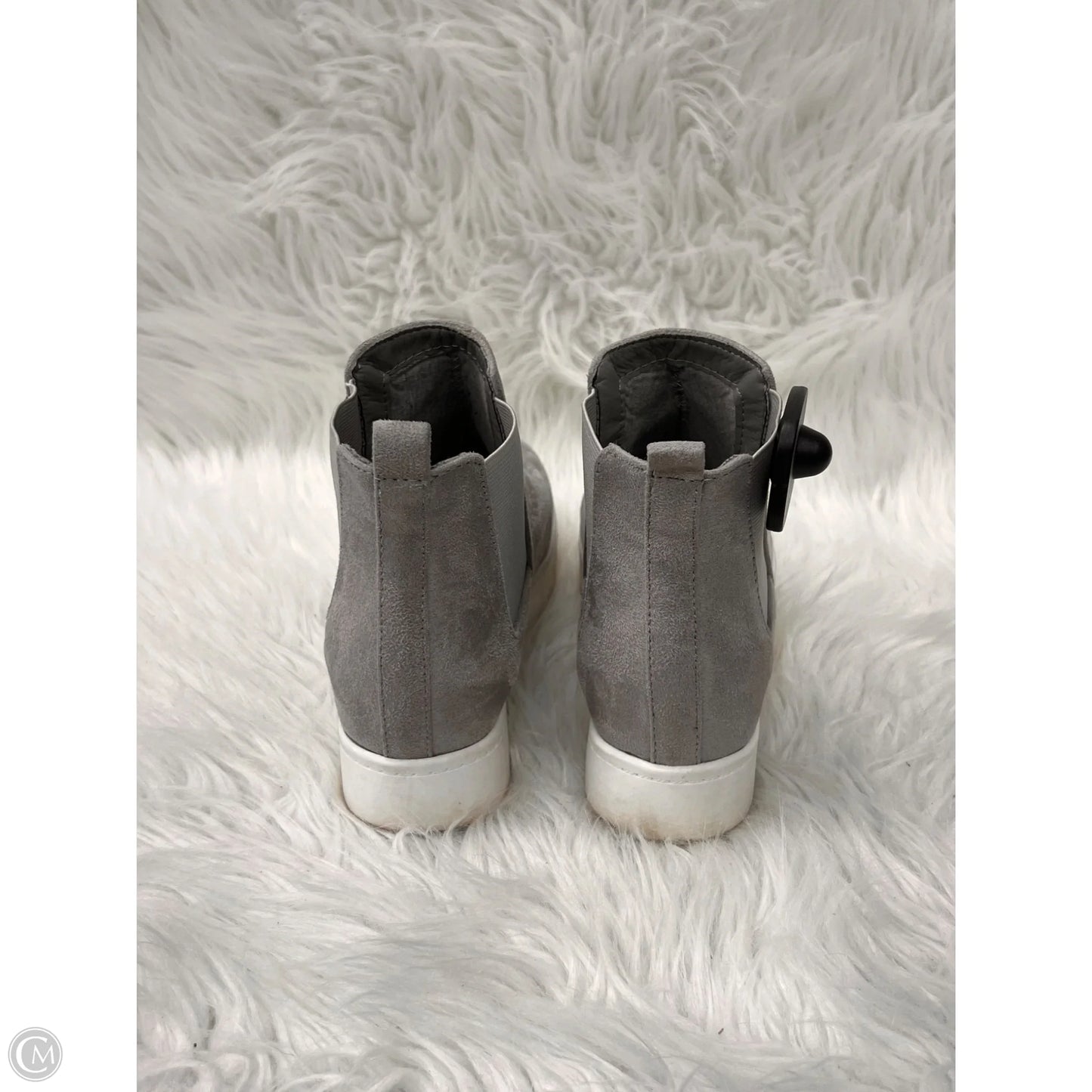 Boots Ankle Flats By Soda In Grey, Size: 6.5