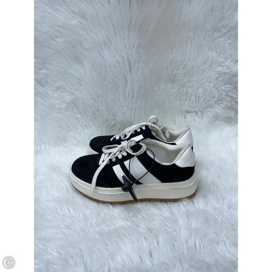 Shoes Sneakers By Steve Madden In Black & White, Size: 7.5