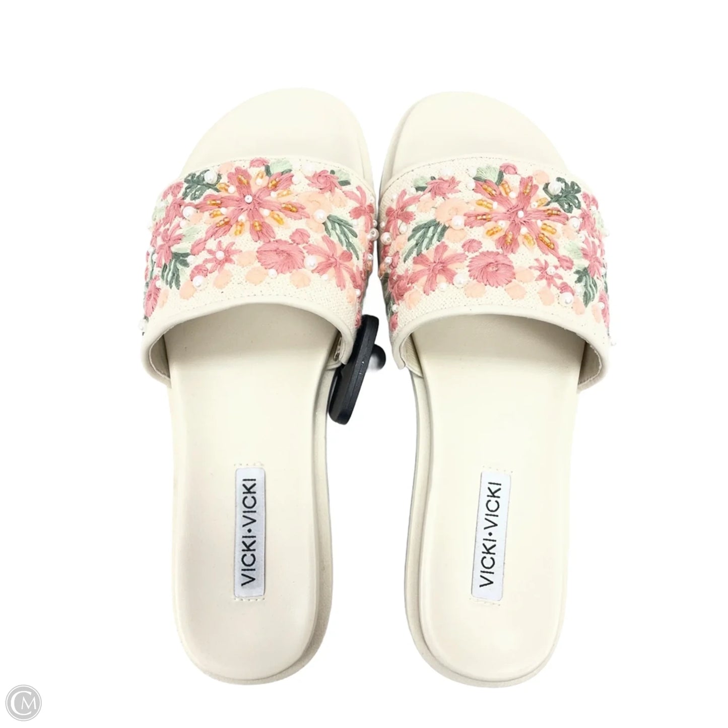 Sandals Flats By Clothes Mentor In Cream, Size: 7.5