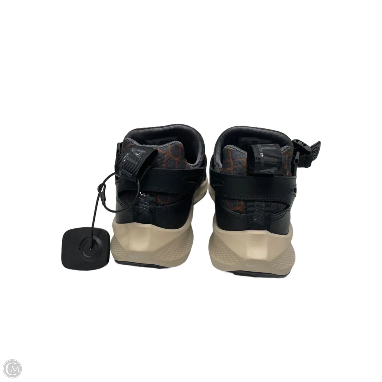 Shoes Sneakers By Nike In Cream & Grey, Size: 9.5