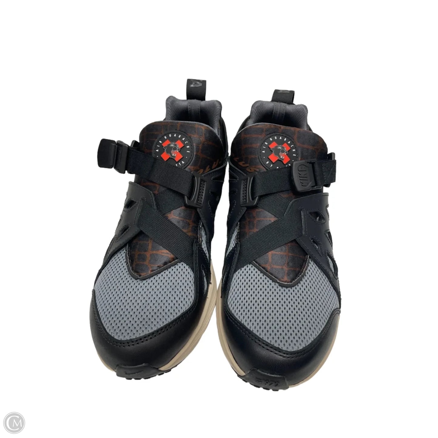 Shoes Sneakers By Nike In Cream & Grey, Size: 9.5