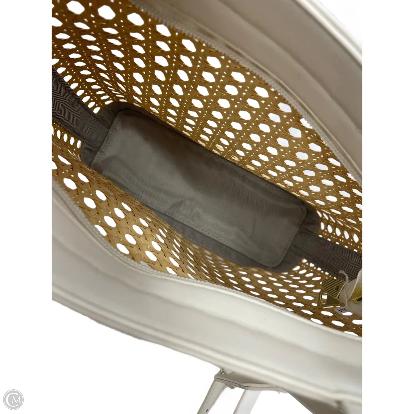 Handbag By Clothes Mentor, Size: Medium