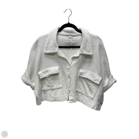 Top Short Sleeve By Clothes Mentor In Cream, Size: M