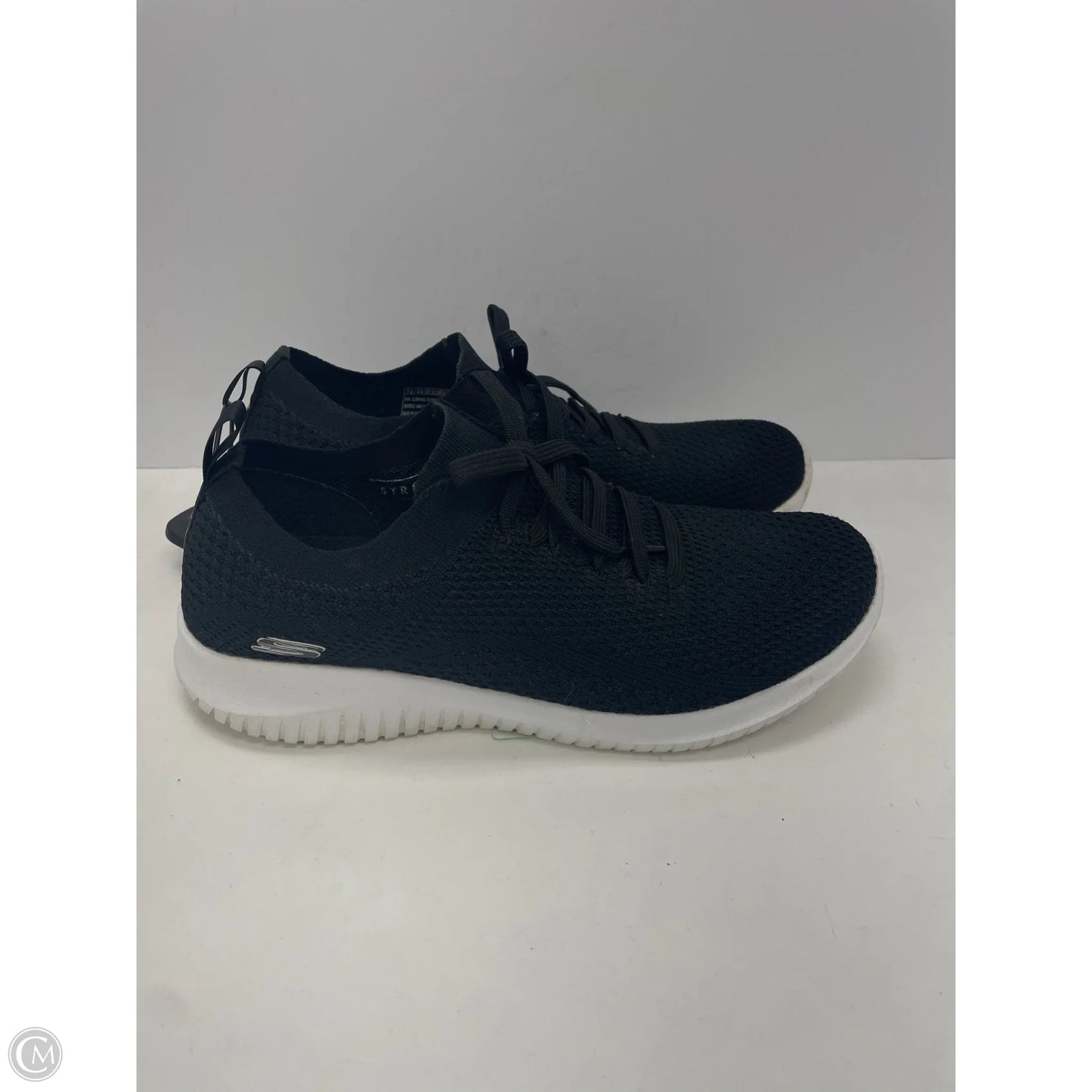 Shoes Sneakers By Skechers In Black, Size: 7.5