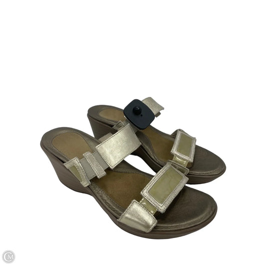 Sandals Heels Wedge By Naot In Gold, Size: 7.5