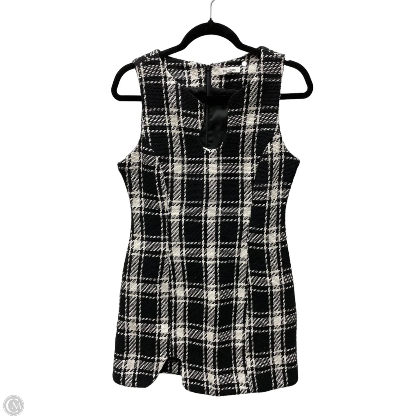 Dress Casual Short By Day + Moon In Checkered Pattern, Size: S