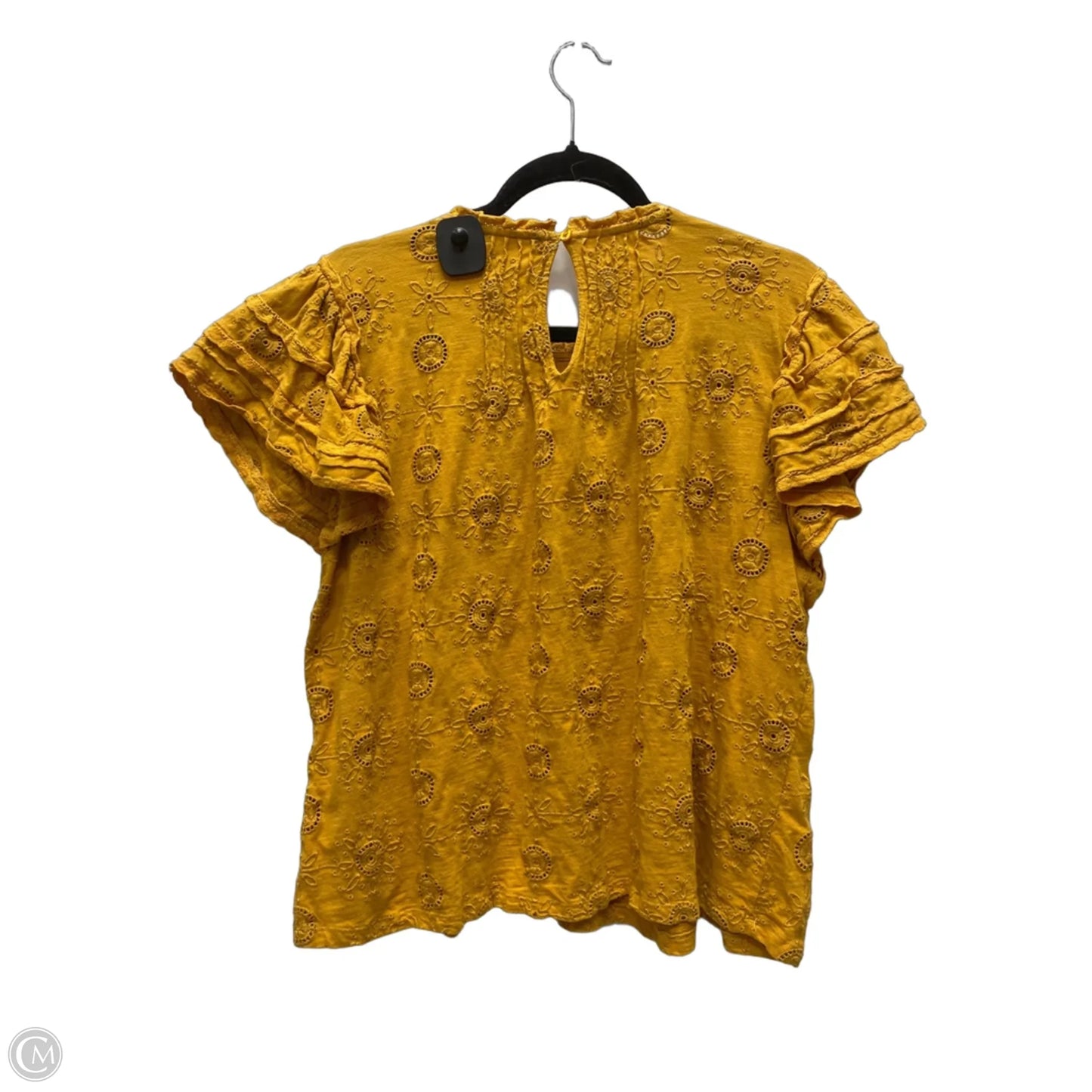 Top Short Sleeve By Clothes Mentor In Yellow, Size: M