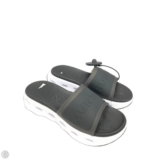 Sandals Sport By Hunter In Black & White, Size: 6