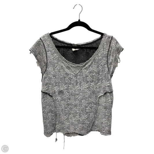 Top Short Sleeve By We The Free In Grey, Size: L