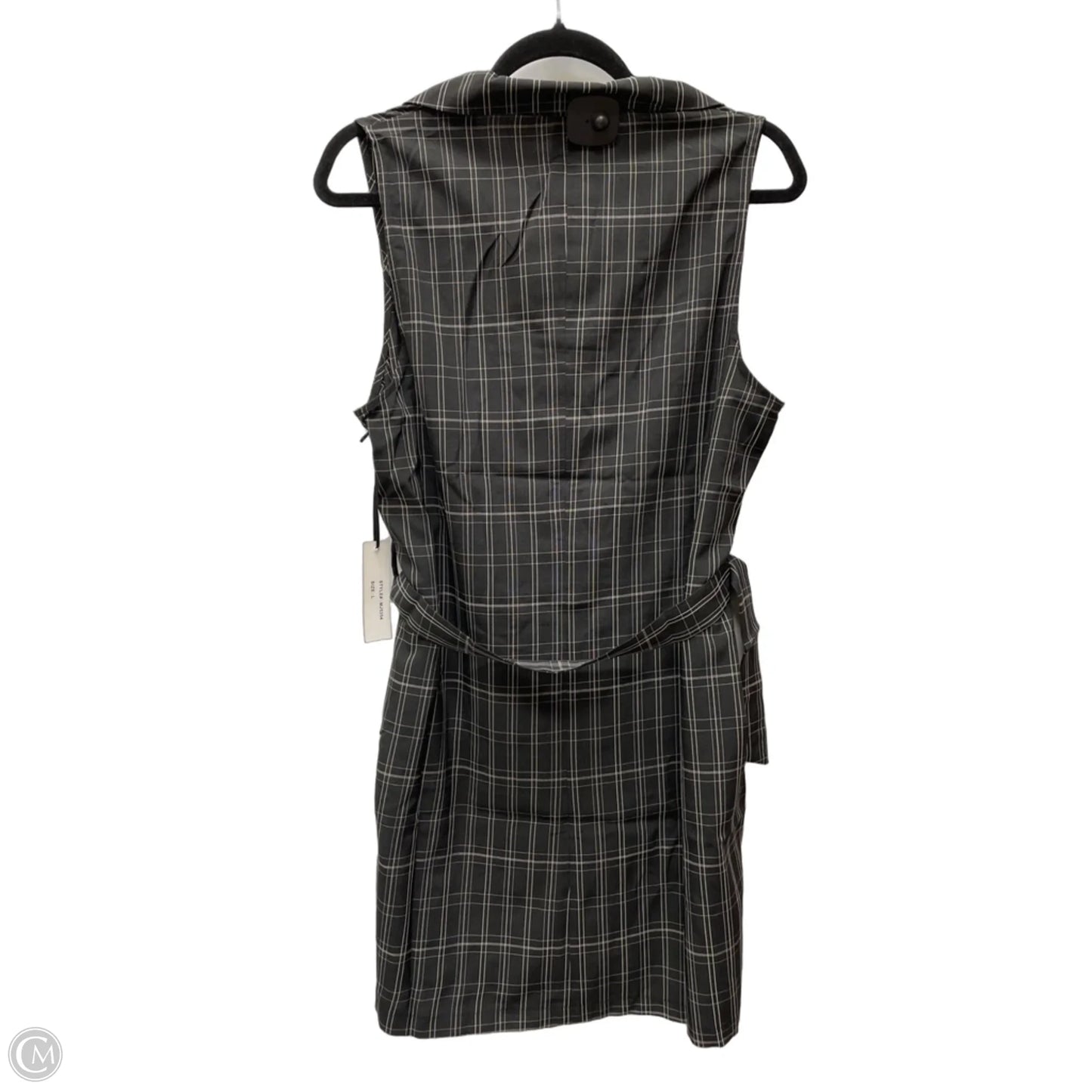 Dress Casual Short By Clothes Mentor In Plaid Pattern, Size: L