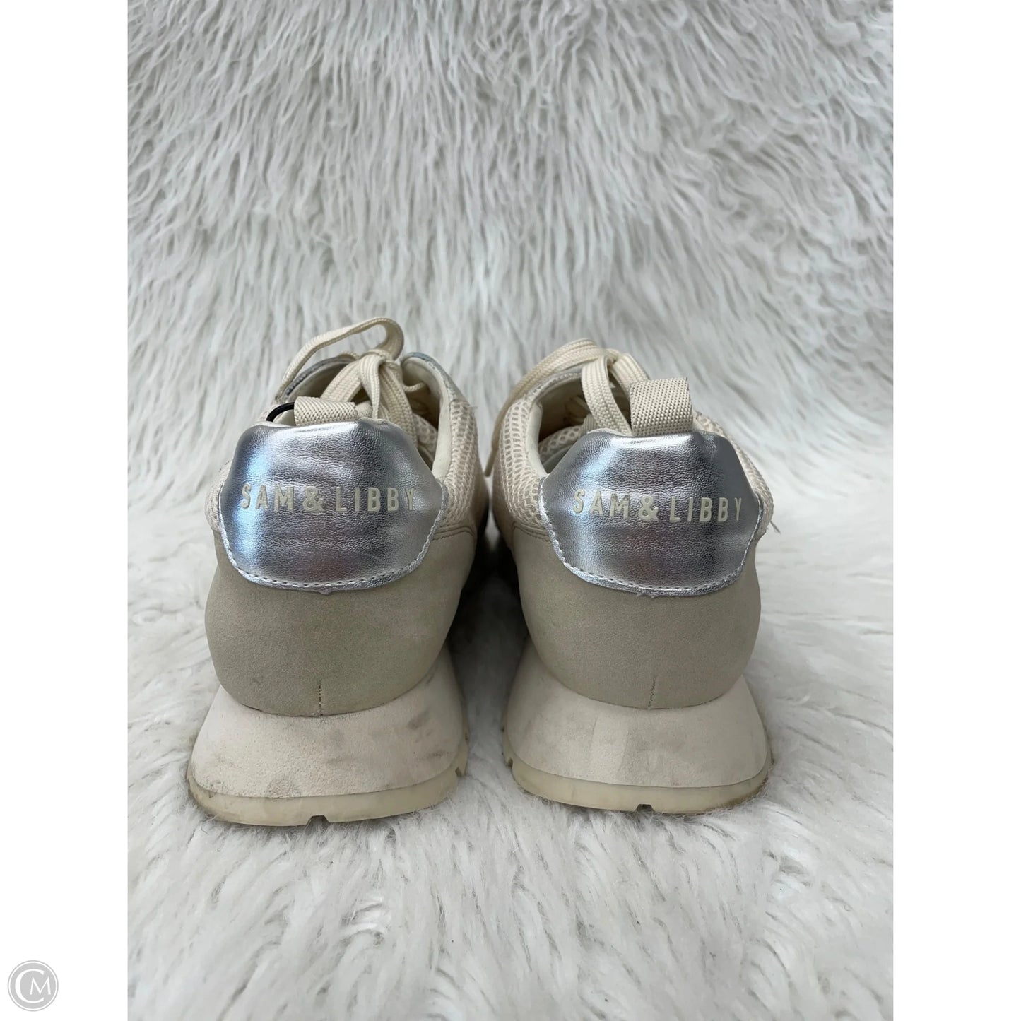 Shoes Sneakers By Sam And Libby In Cream & Grey, Size: 10