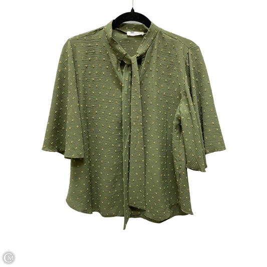 Top Short Sleeve By Kim & Cami In Green, Size: S