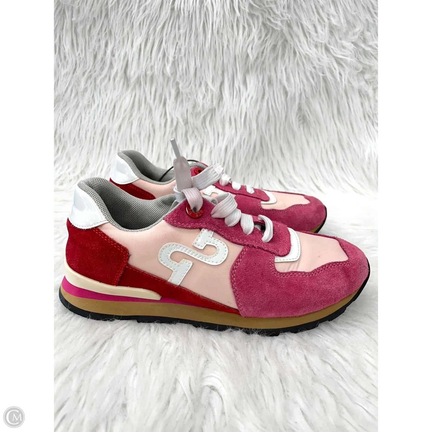 Shoes Sneakers By Clothes Mentor In Pink & White, Size: 6.5