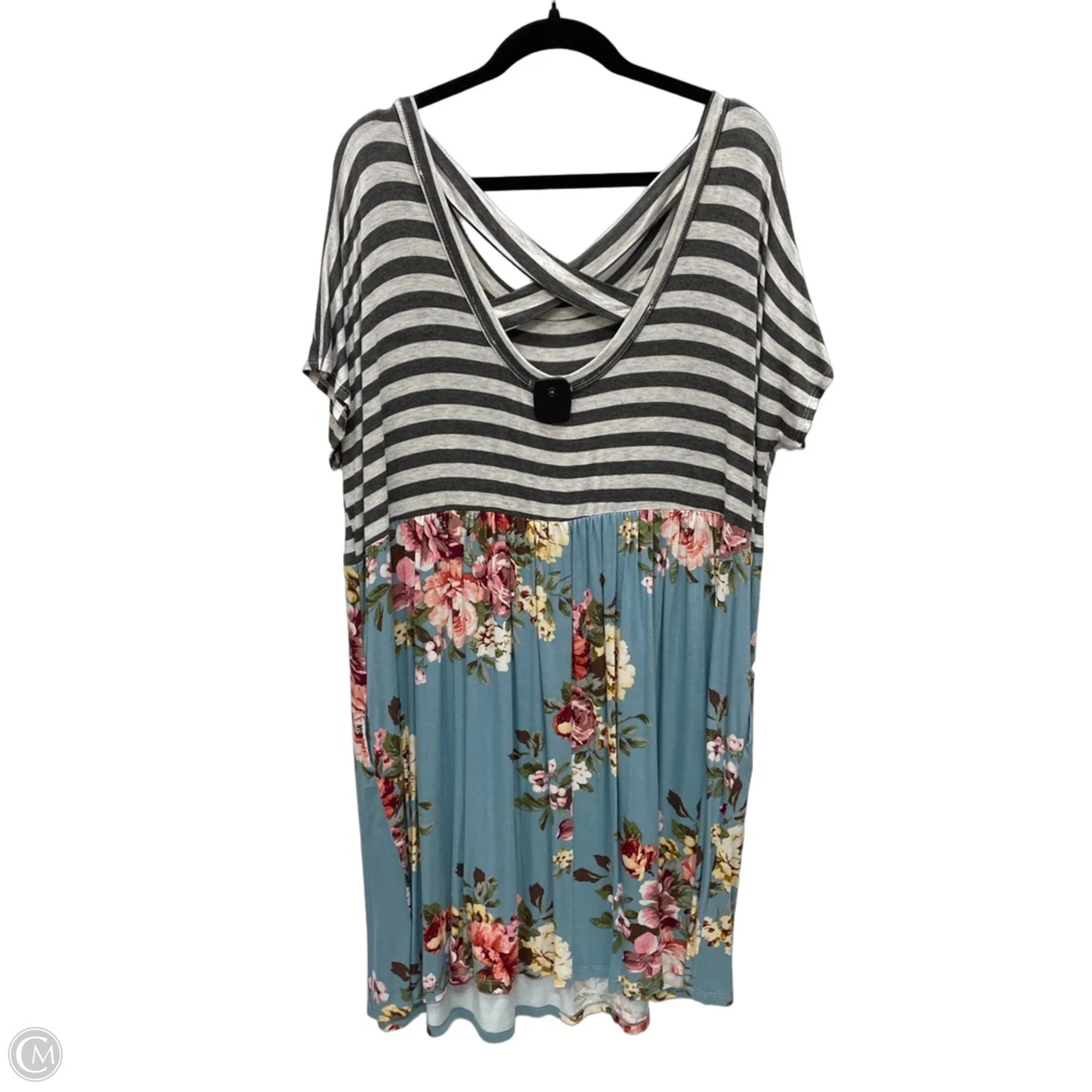 Dress Casual Short By Clothes Mentor In Floral Print, Size: 1x