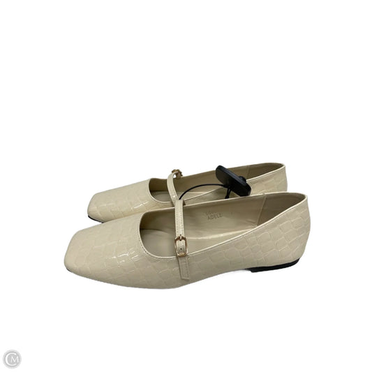 Shoes Flats By Shu Shop In Cream, Size: 7