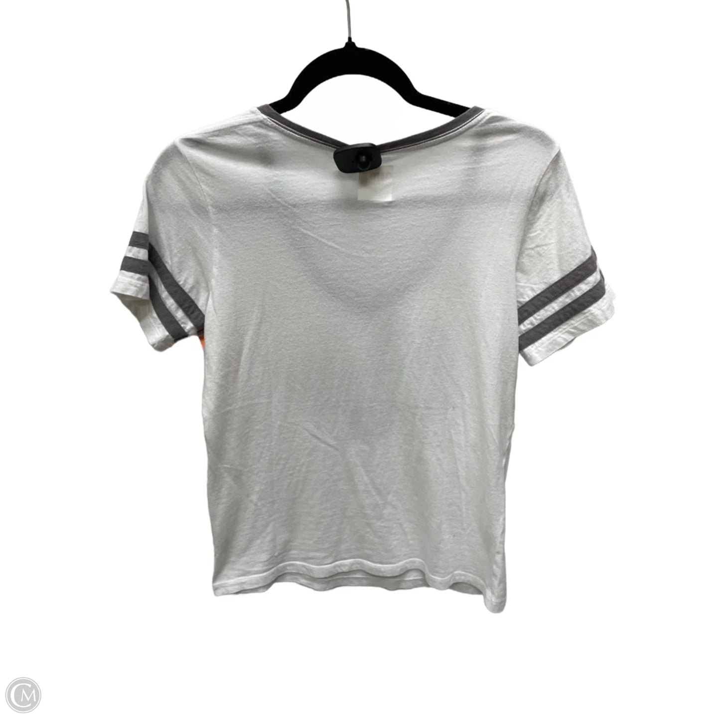 Top Short Sleeve By Clothes Mentor In White, Size: M