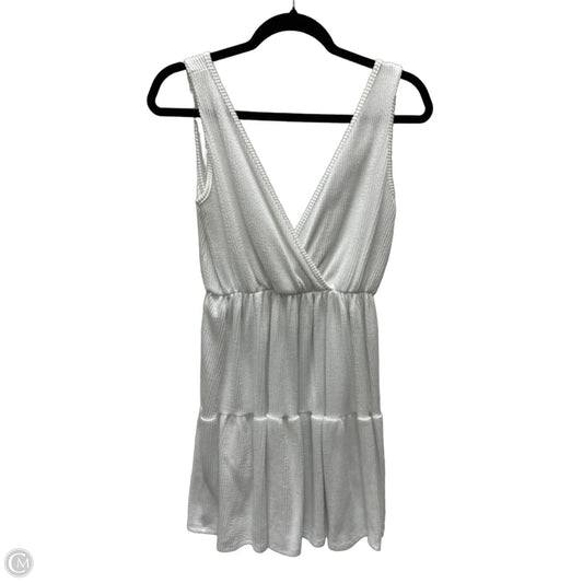 Dress Casual Short By Caution To The Wind In White, Size: L