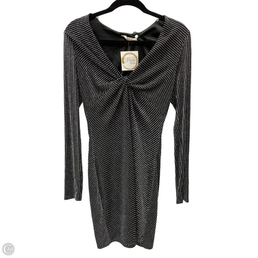 Dress Casual Short By Peace Love World In Black & Silver, Size: S