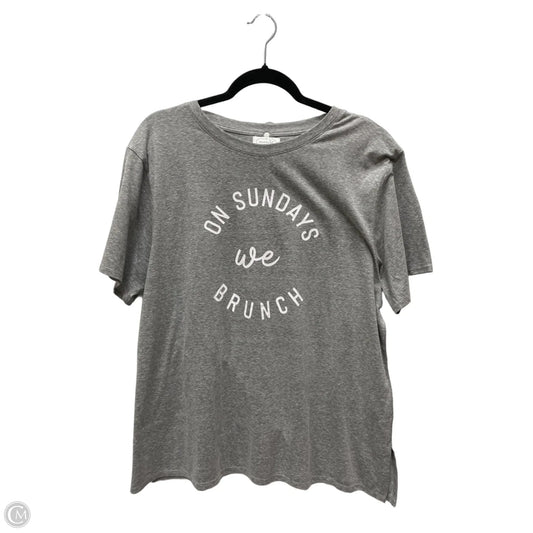 Top Short Sleeve By Mudpie In Grey & White, Size: M