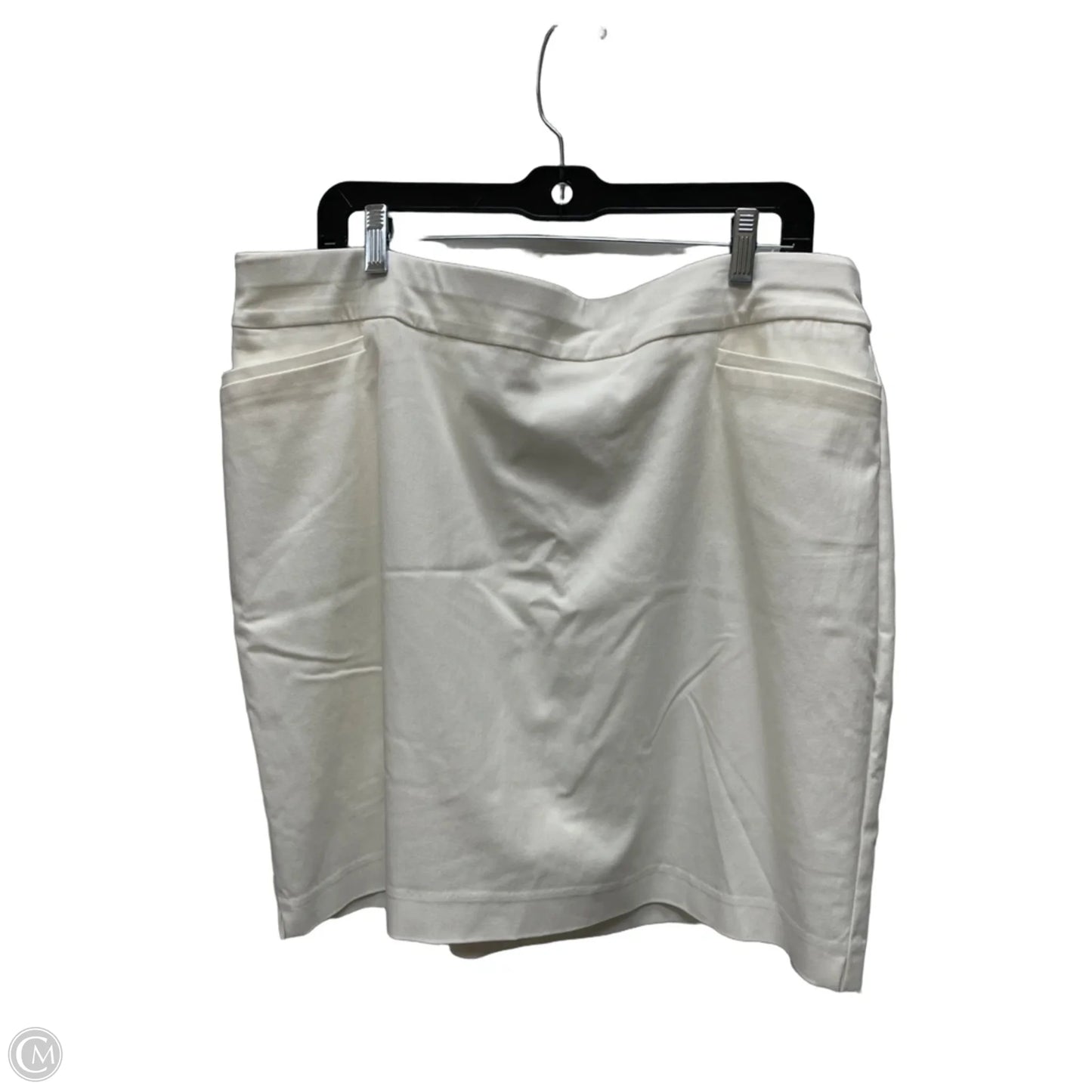 Skort By Chicos In Cream, Size: 16