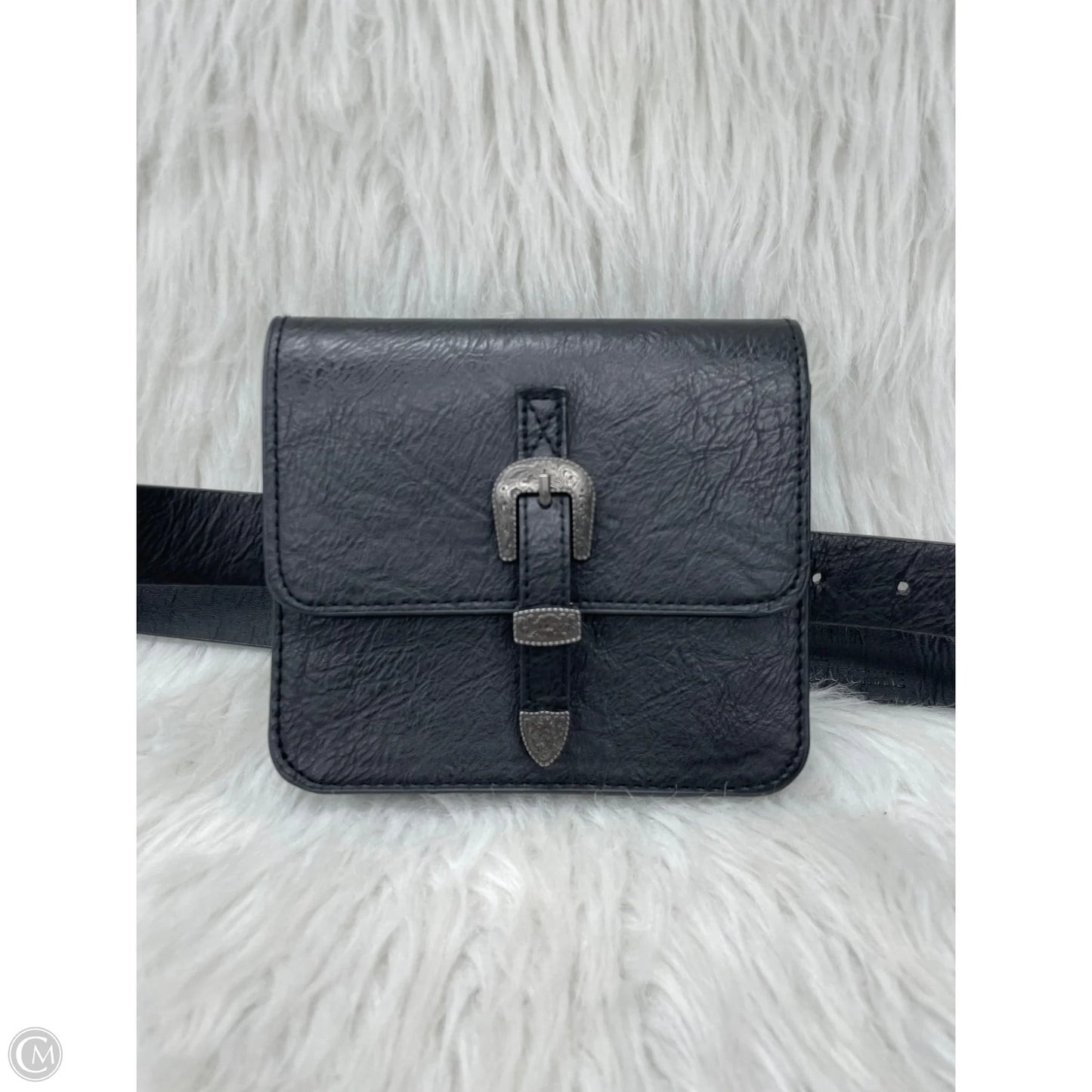 Belt Bag By Clothes Mentor, Size: Small