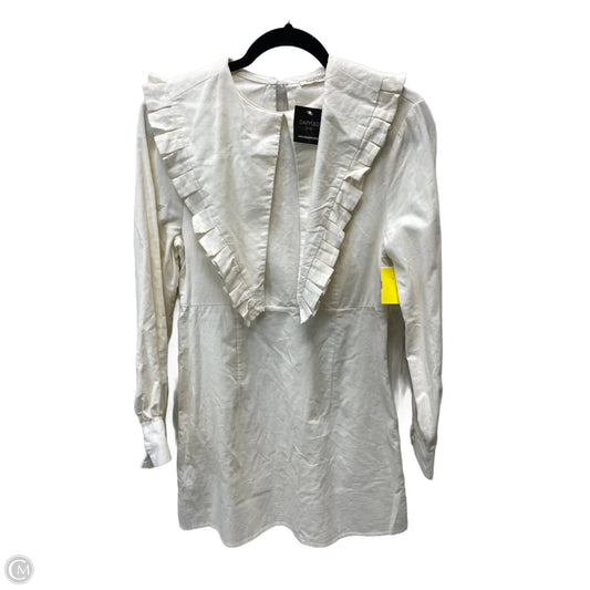 Dress Casual Short By Clothes Mentor In Cream, Size: L