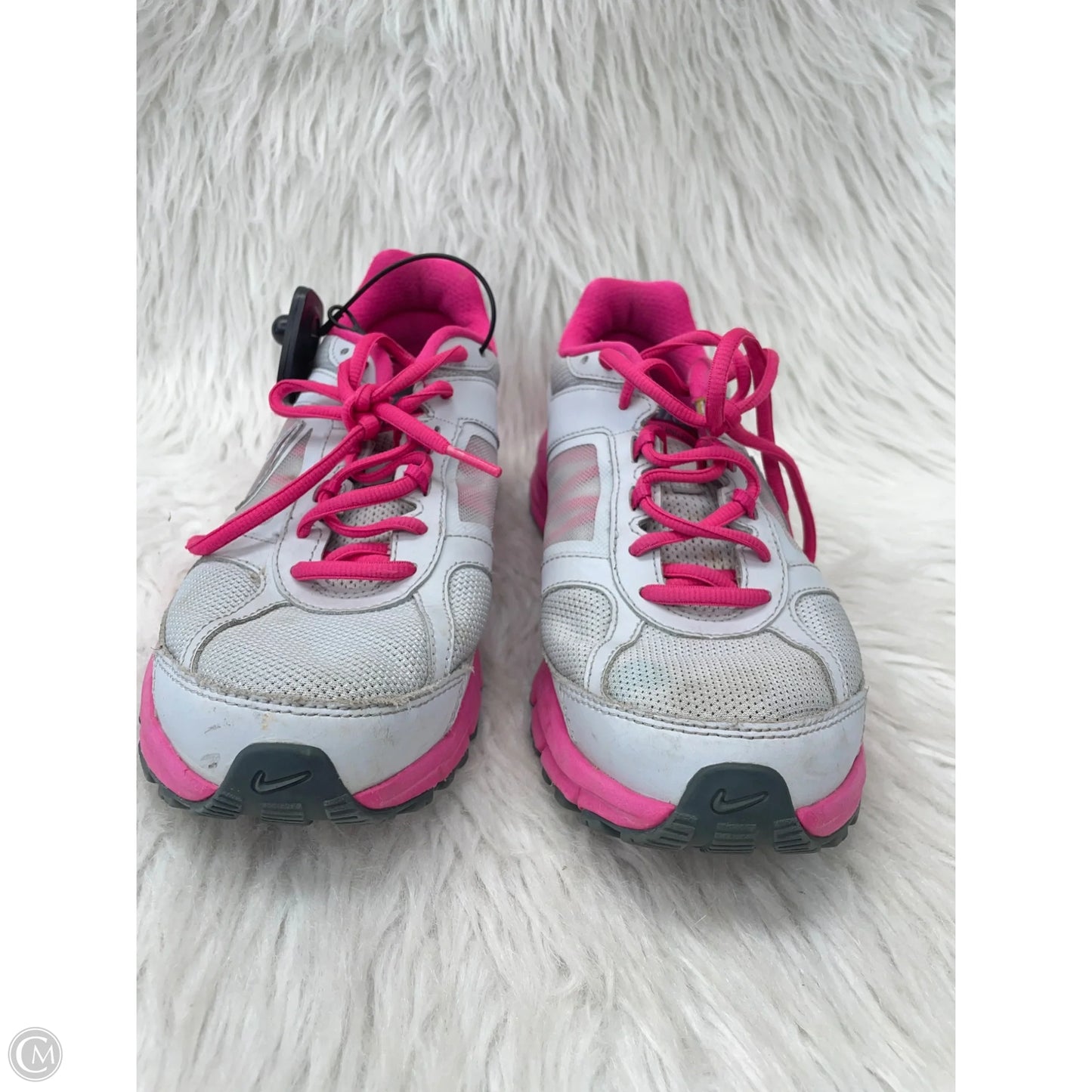 Shoes Athletic By Nike In Grey & Pink, Size: 8