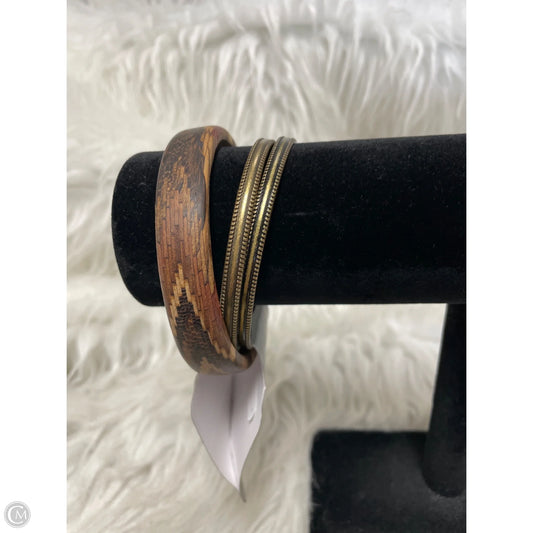 Bracelet Bangle By Clothes Mentor, Size: 03 Piece Set