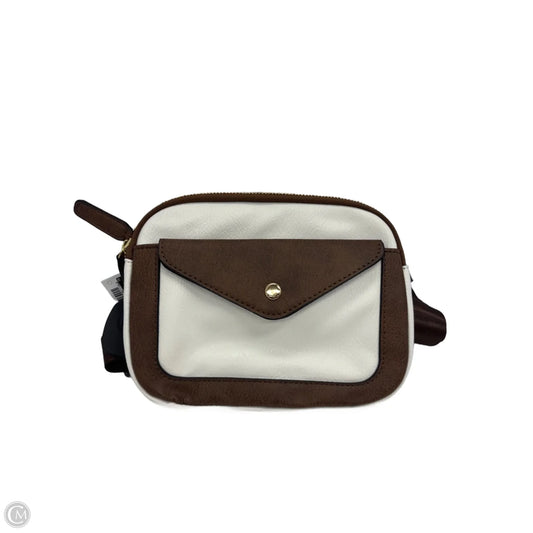 Belt Bag By Clothes Mentor, Size: Medium